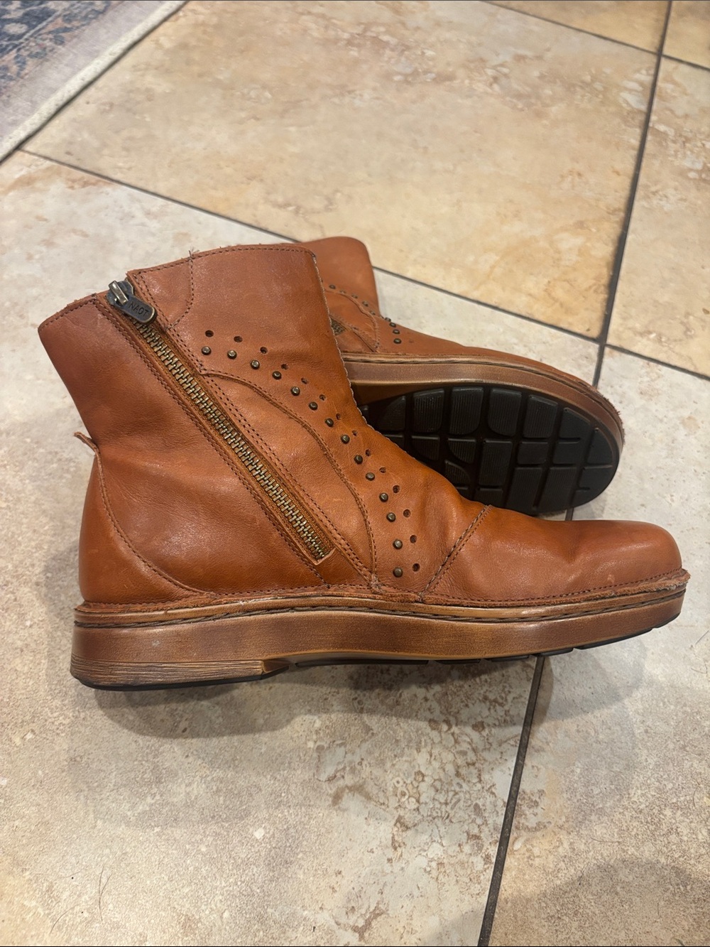 Naot Tan/Brown Leather Chukka Zip Boots size 37 chamel color - Picture 6 of 15